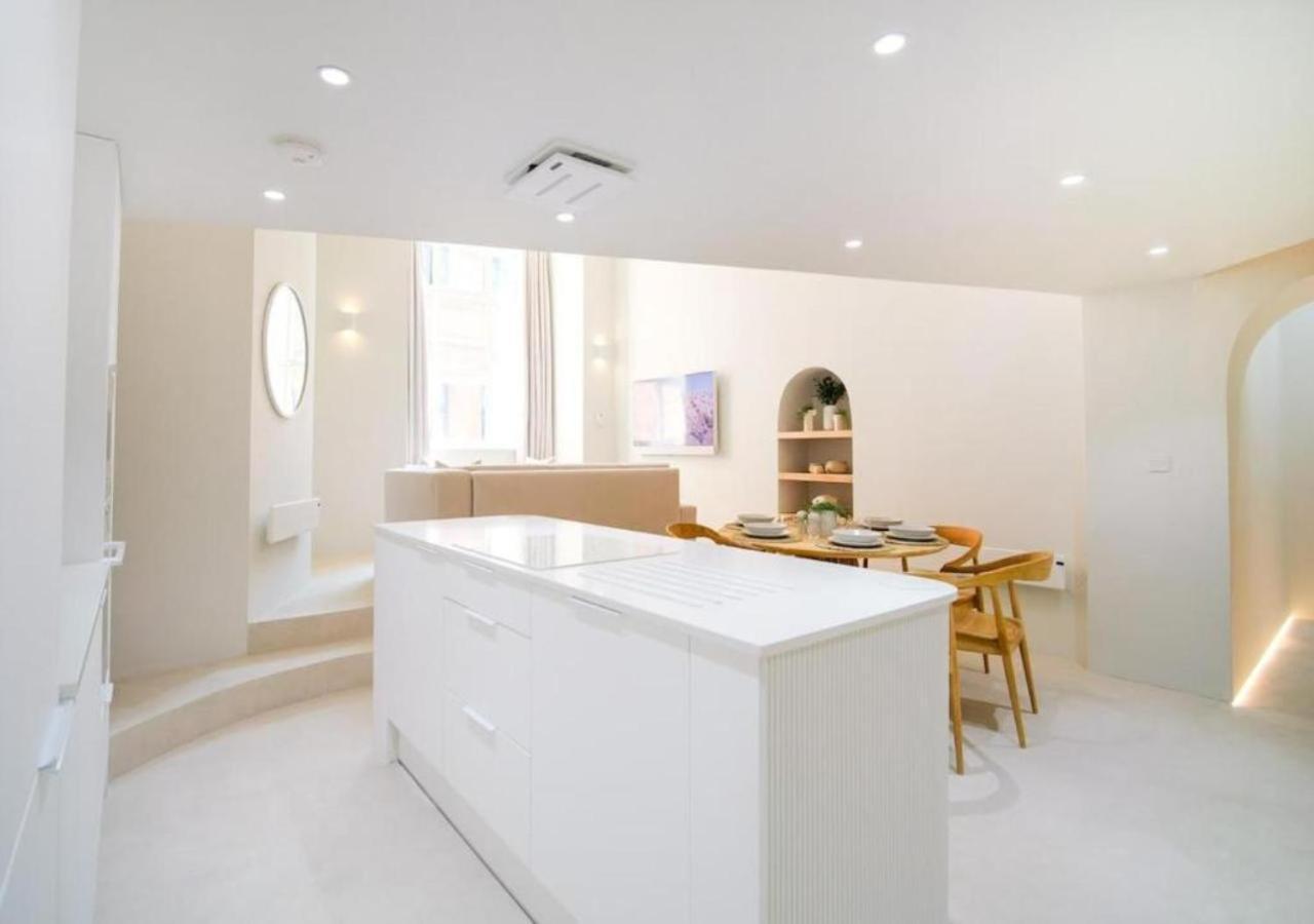 Santorini By The Heim Residences Manchester Exterior foto